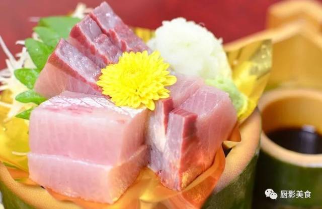 冰见寒鰤刺身 白金枪其实和金枪鱼没太大关系,主要是剑鱼的肉,这种