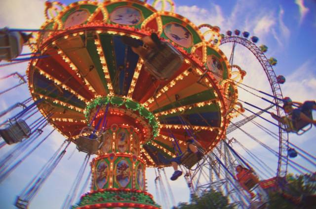 想在上海过一个暖冬?舞狸灯火嘉年华满足你!