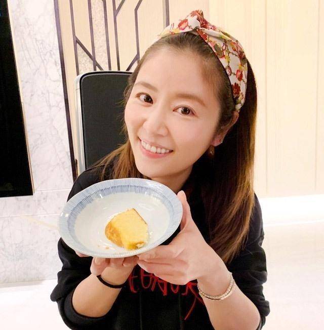 林心如为陪2岁女儿放弃上春晚,和霍建华一起守