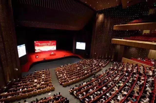 关注丨答好人民“关切题”!2018年,教育“奋进之笔”有哪
