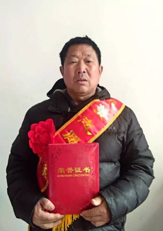 叶县好的人文和创业环境感动了我,让我可以在自己的家门口,和父老