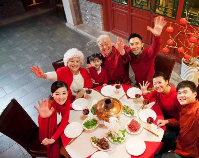 深圳有奖征集|晒年夜饭桌上的全家福,赢最幸福的礼!