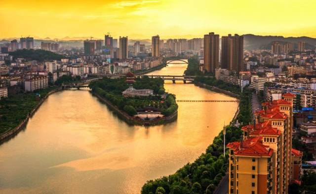 官方揭秘：这条宣传标语怎么来的？