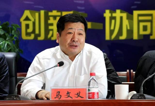 北京建龙重工集团入驻包钢万腾工作仪式隆重举行