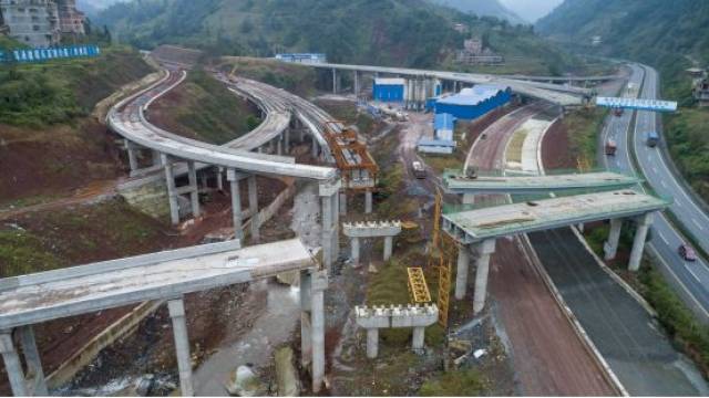 昭乐高速公路将于今年12月底建成通车,绥江到
