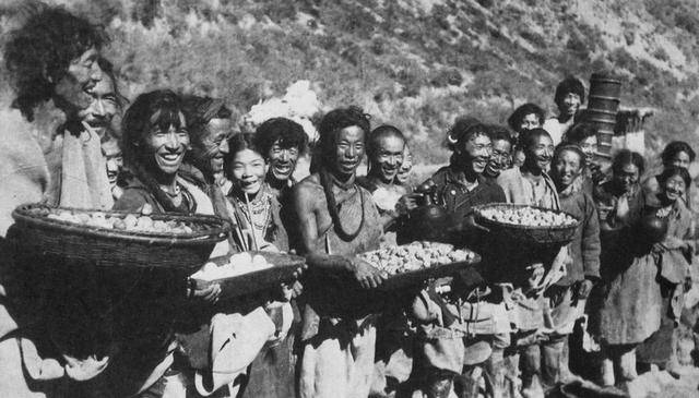 西藏怎么解放的 f8b132b0c4fb4b23a440f3177bbba8c4.jpeg