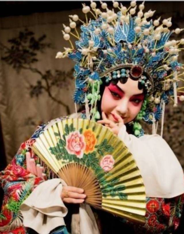 京剧《贵妃醉酒》剧照