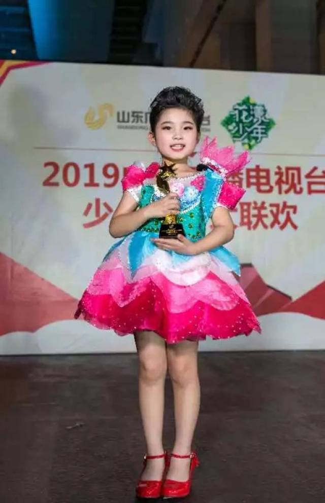 "花儿朵朵开"2019山东广播电视台少儿春节大联欢小主持人在这里!