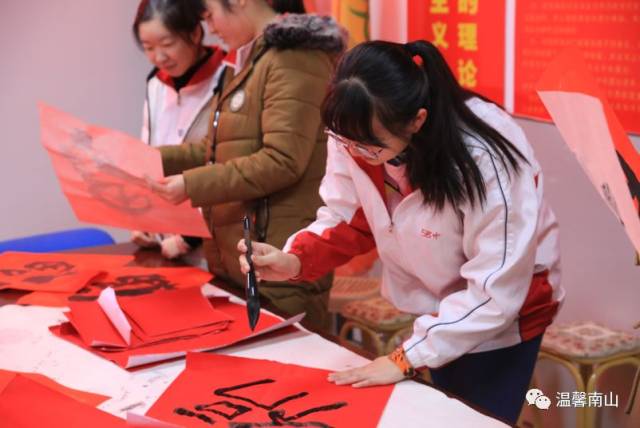 【新时代文明实践】58中学生走进社区开展社会实践活动