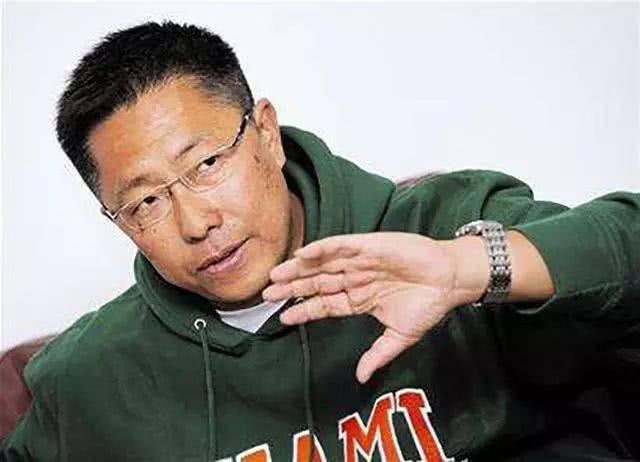 7年前,李阳把美国妻子打伤,从英语教父神坛跌