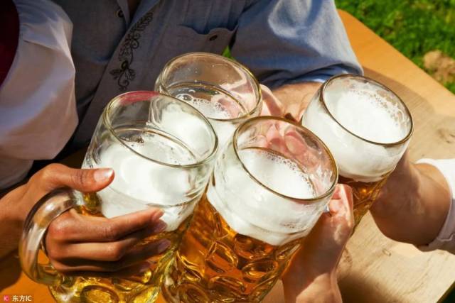 春节聚会喝酒需谨慎!"佩奇"这些常识极重要!