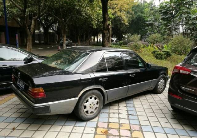 手波奔驰320e(w124中期型 宝马530(e39后期型)