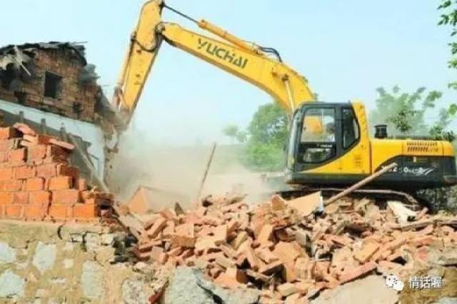 老房子拆迁了，补偿房子和现金该怎么选？过来人提醒，别吃亏