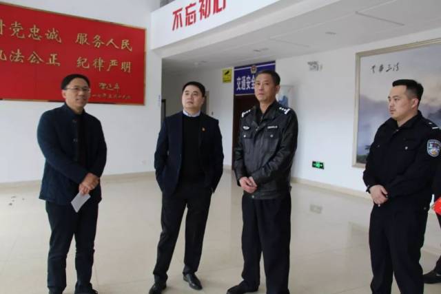 孔国松走访慰问春节坚守岗位的一线工作者