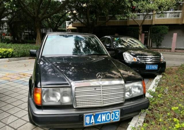 手波奔驰320e(w124中期型 宝马530(e39后期型)