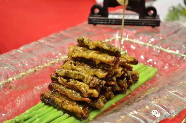 湖北各地美食大餐来了,京山朋友,你家过年餐桌都有啥?