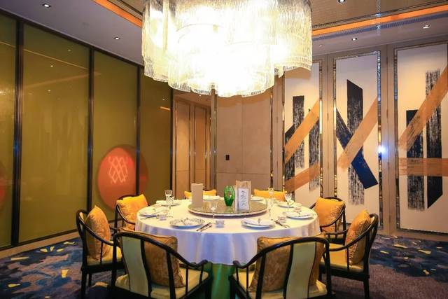 拯救无聊春节,这里的全球稀有网页游戏最好玩的页游特技秀「狂电派」让你霸屏朋