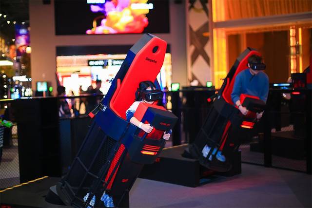 拯救无聊春节,这里的全球稀有网页游戏最好玩的页游特技秀「狂电派」让你霸屏朋