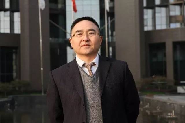 新春祝福74佳鹏股份丨董事长邱祉海祝大家在新的一年里身体健康工作