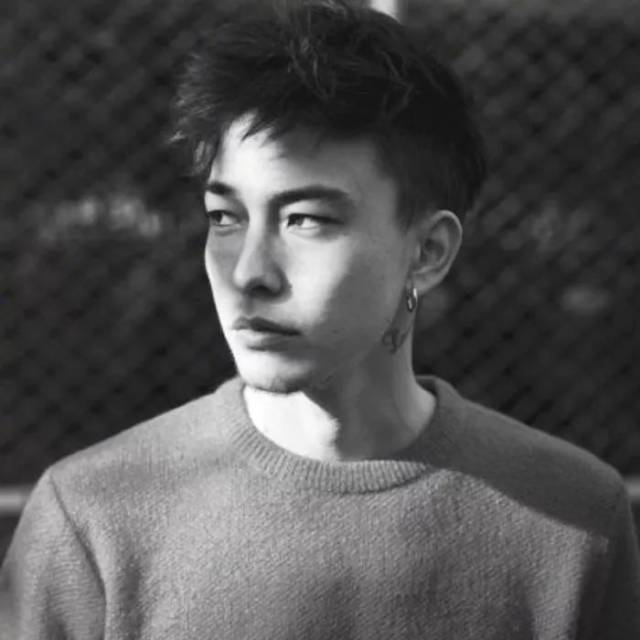 男生头像/放下一个喜欢了很久的人是什么感觉?