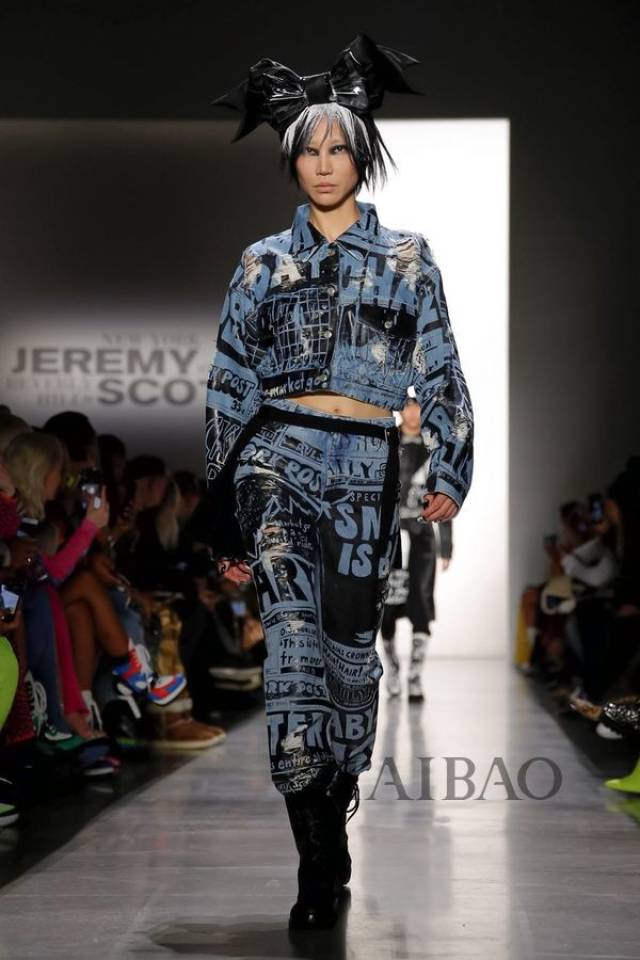 涂鸦街头,jeremy scott 2019秋冬女装秀,海报网带你亲临纽约时装周