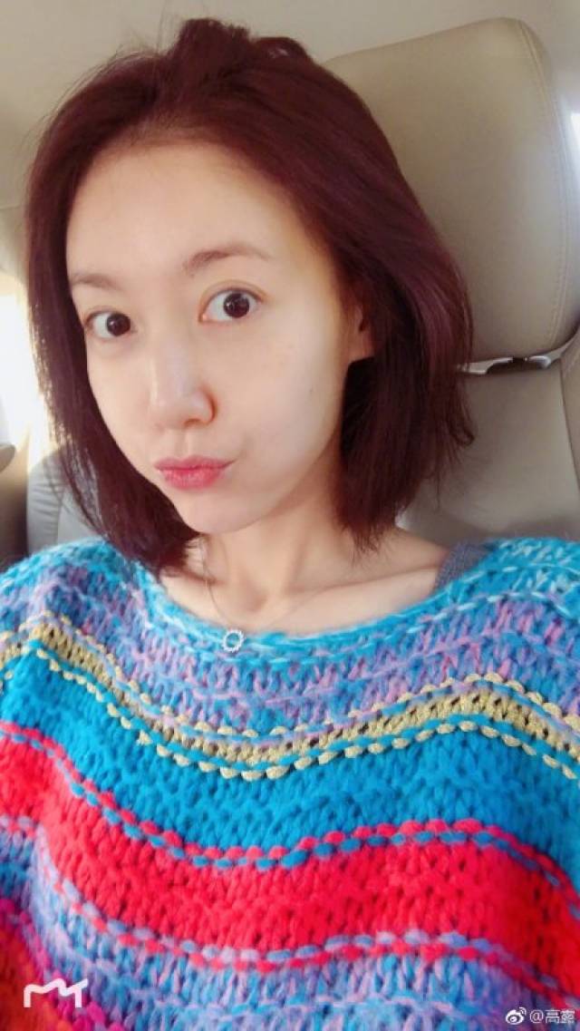 36岁高露气质感从未改变过,剪了波波头短发后,秒变18岁气质女神