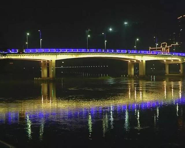 榕城夜景令人醉,美轮美奂满城区