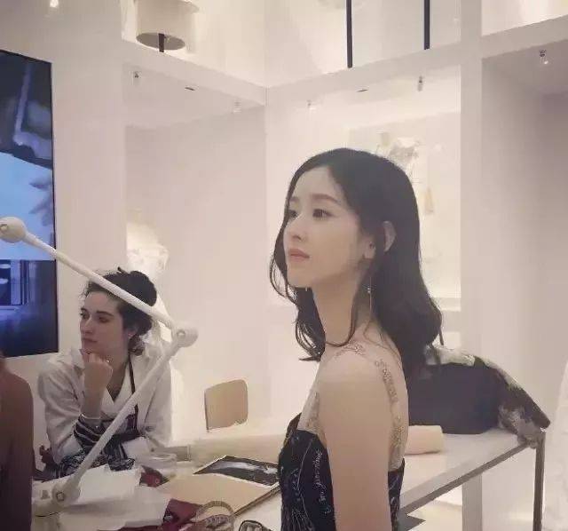 刘强东老婆的真实身份大揭秘!
