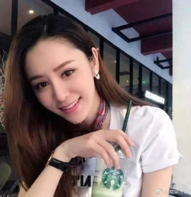 林陪做情趣内衣客房的酒店回家过年,千语bb彻底没戏自动模特情趣用品新欢图片