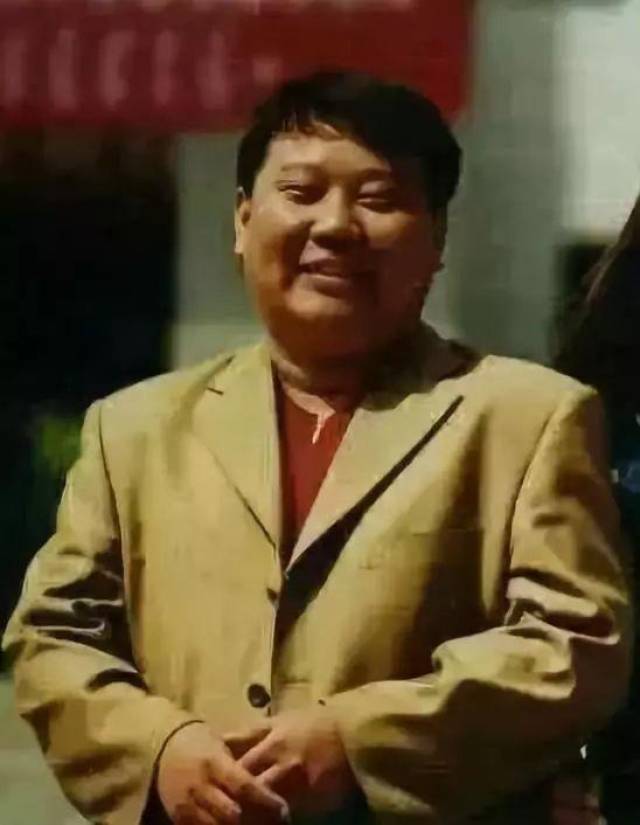 这一年,郭德纲和李菁,张文顺一起,创办了"北京相声大会","让相声回归