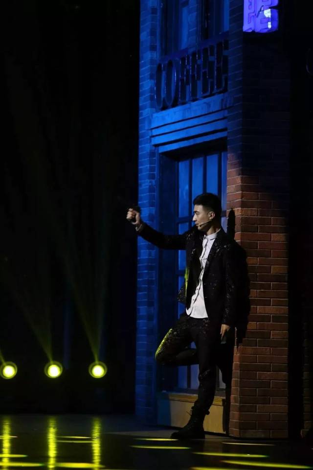 上班第一天来聊一下今年首个流行语