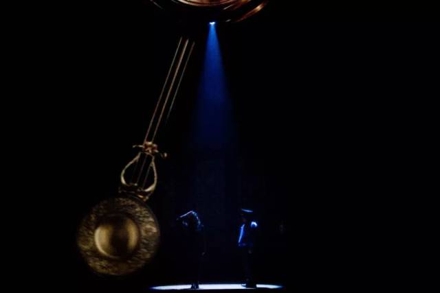 上班第一天来聊一下今年首个流行语