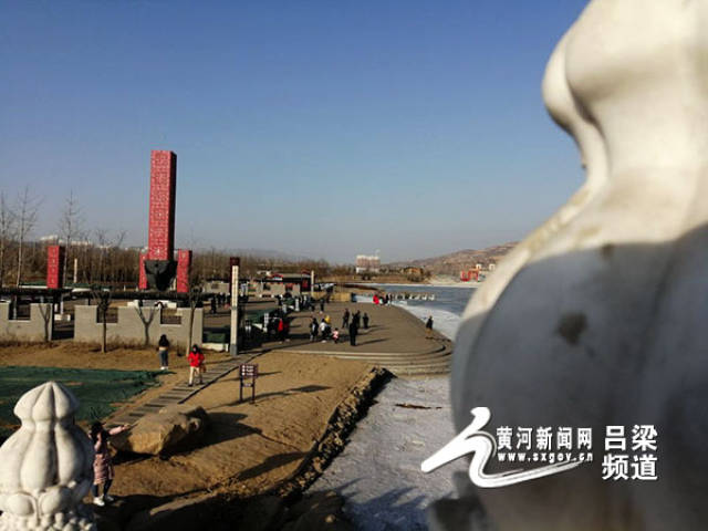 吕梁:新春期间 如意湖公园成市民休闲好去处(图)