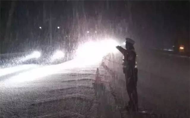 紧急!暴雪突袭山西多地BT页游!32条高速路段封闭!全省高速最新路况