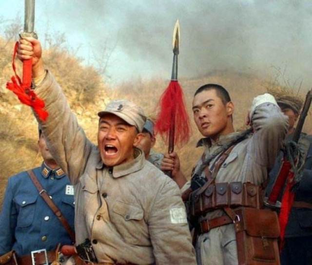 亮剑:王有胜看守战利品时,谁注意到了弹幕?还真是个人才