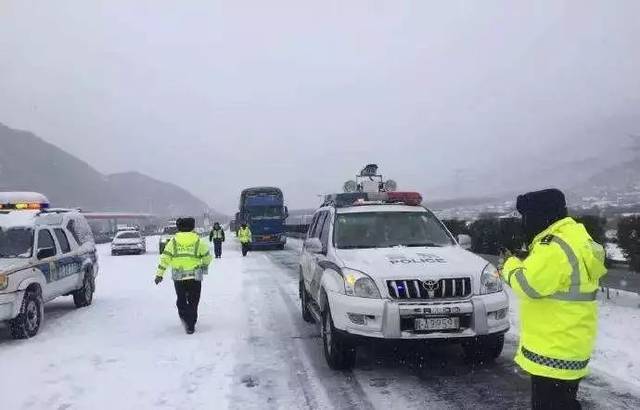 紧急!暴雪突袭山西多地BT页游!32条高速路段封闭!全省高速最新路况