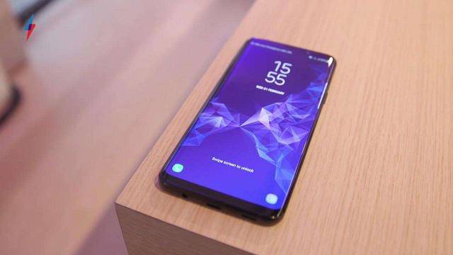 据三星盖乐世社区官方消息,三星galaxy s9/s9 将于2月14日推送基于