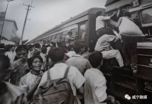 80年代的绿皮车