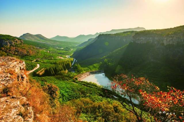 广电报特别策划//平邑县地方镇九间棚村——风景这边独好