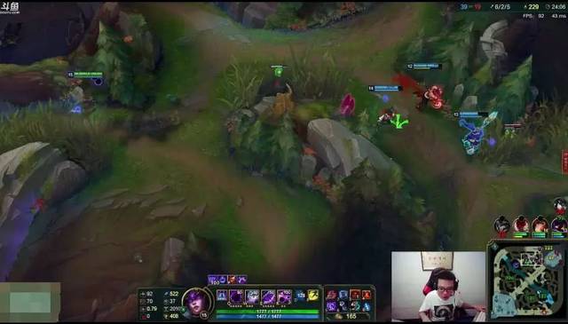 Uzi演讲首秀刷屏,最好的电竞时代真的来了吗?