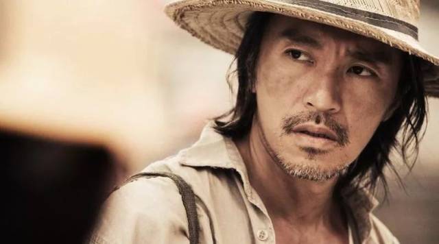 56岁周星驰:捧红了很多大明星,却做了一辈子小