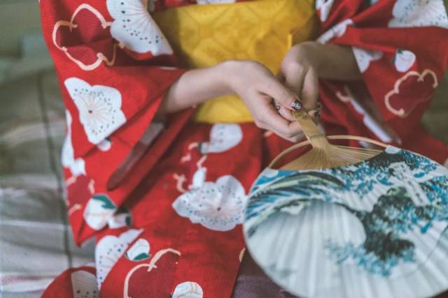 超变网页传奇世界新上线!光赏樱就满足了?这种私家深度玩法才够值啊!