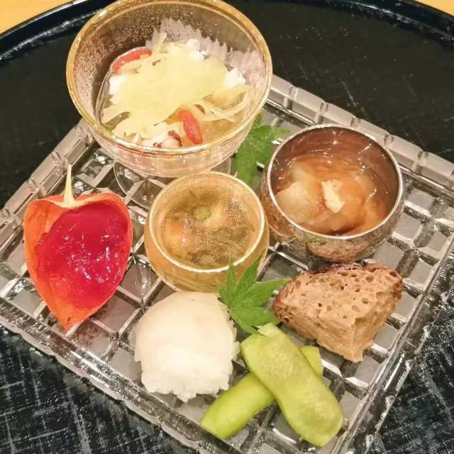 超变网页传奇世界新上线!光赏樱就满足了?这种私家深度玩法才够值啊!