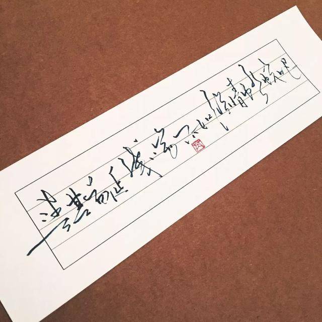 就喜欢声音好听,字写得好,手好看,干干净净的男生!齁甜!