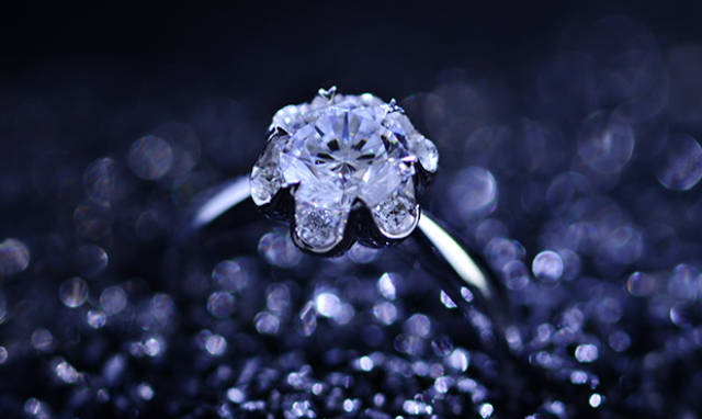 钻戒什么牌子好呢?国内钻戒品牌排行有哪些品
