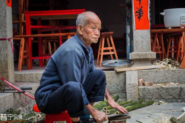 普宁某村"走老爷绕椅条,更想不到的是.