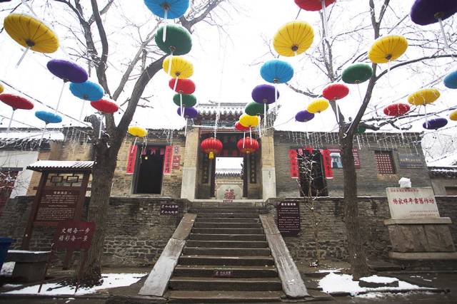 民俗古村杨家埠, 百年一遇雪打灯. 雪后的杨家埠简直美呆了!