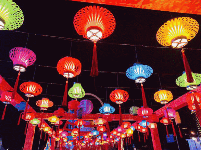 又是一年元宵节,带上这份攻略,一起过最古老的情人节吧!