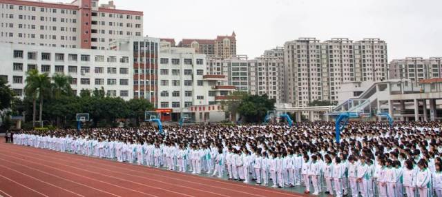 乘风破浪,春启今朝——汕头市潮阳实验学校高中部2018-2019学年度第二