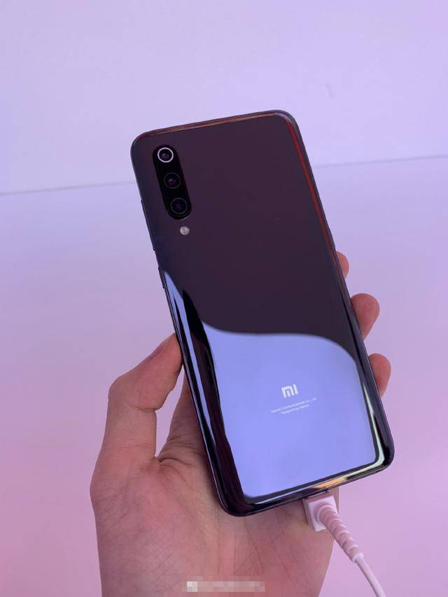 小米9三色真机图赏对比